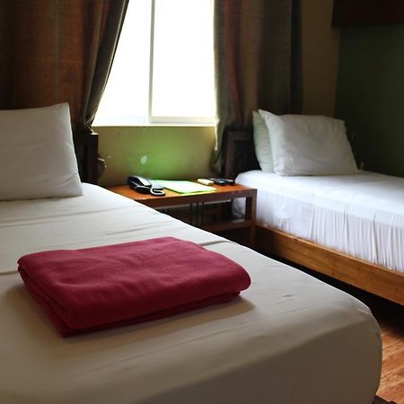 Purple Tree Bed & Breakfast Paranaque City Dış mekan fotoğraf