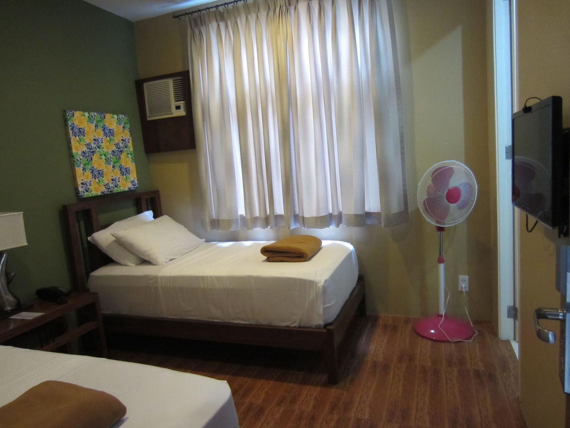 Purple Tree Bed & Breakfast Paranaque City Dış mekan fotoğraf