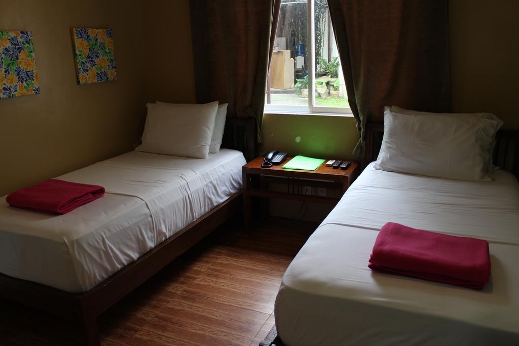 Purple Tree Bed & Breakfast Paranaque City Dış mekan fotoğraf